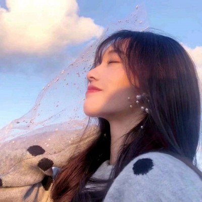 一袭水袖舞倾城。